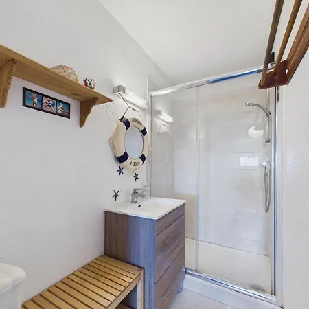 Apartman Vue Sur Le Port Olona - 6 Pers *
